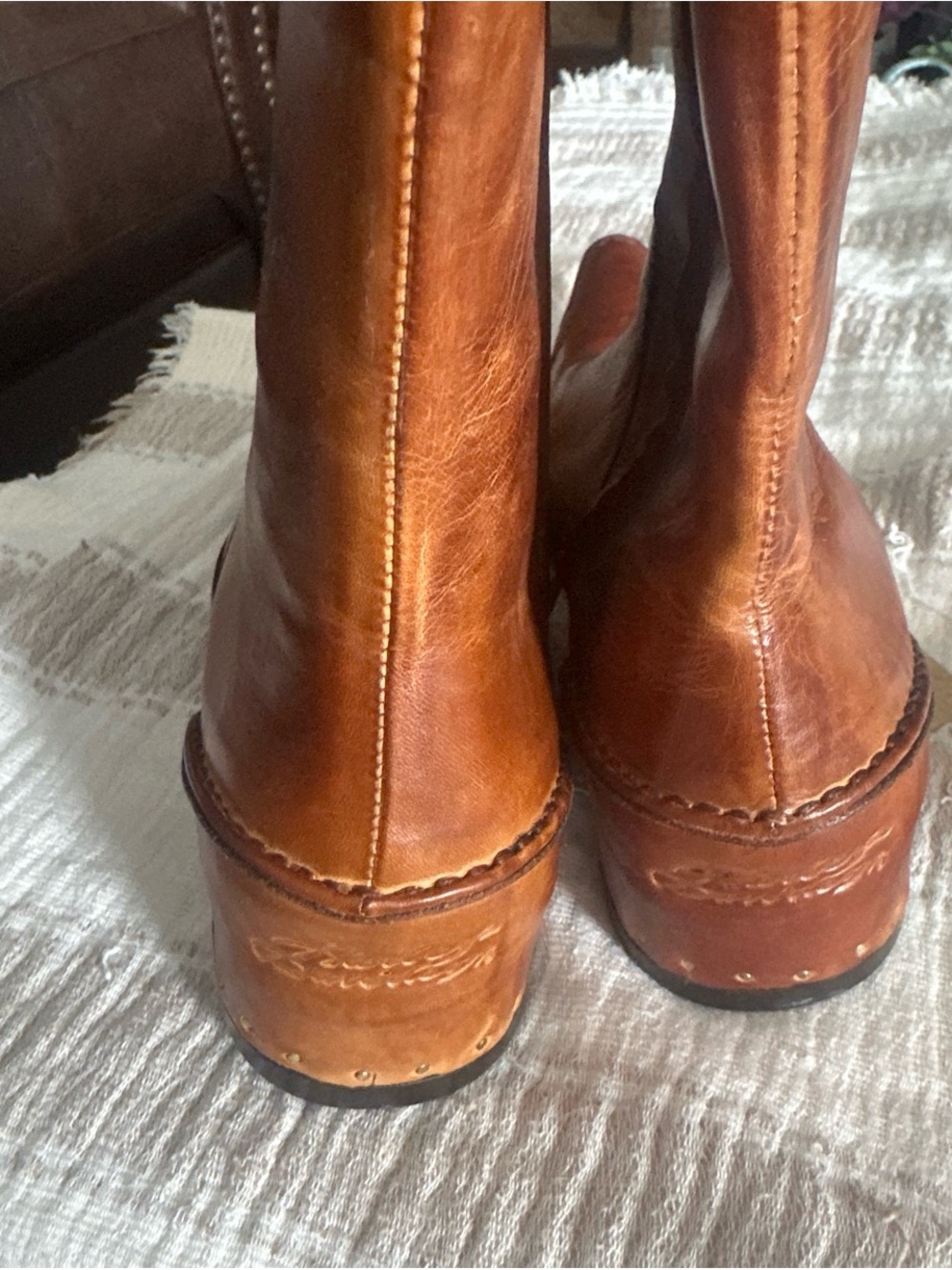 Harley-Davidson Tan Brown Leather Heeled Boots - Picture 2 of 5